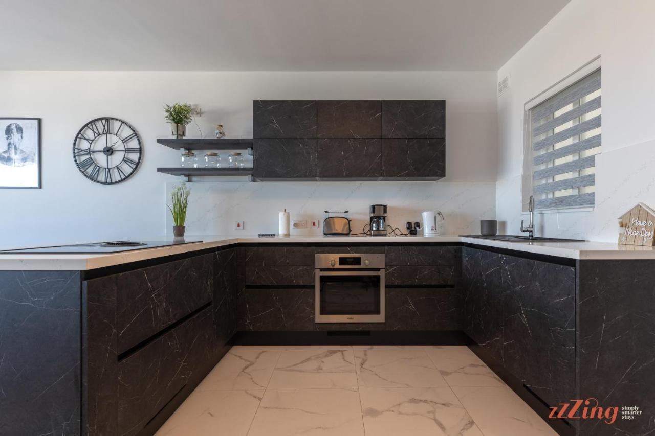 A Stunning Apartment With Spectacular Sea Views St. Paul's Bay Exterior photo